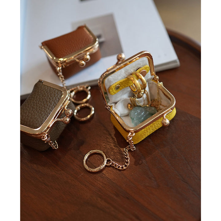 Jewelry case kiss lock clasp vintage style