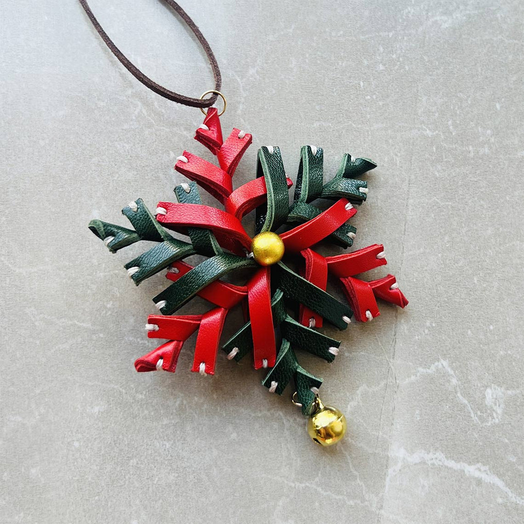 DIY handmade snowflake purse charm for women | inexpensive Christmas gitfs